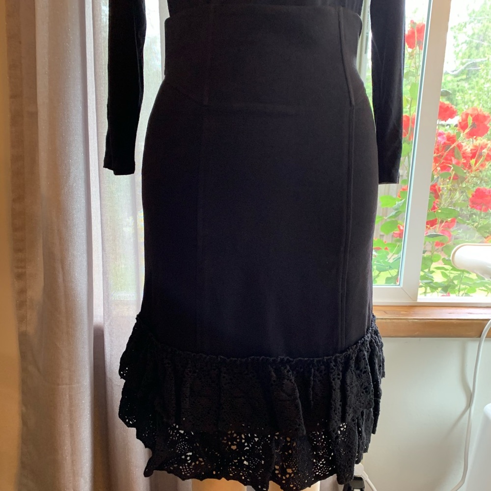 Betsey Johnson Black skirt, ruffled lace bottom, ruched back & exposed zipper.